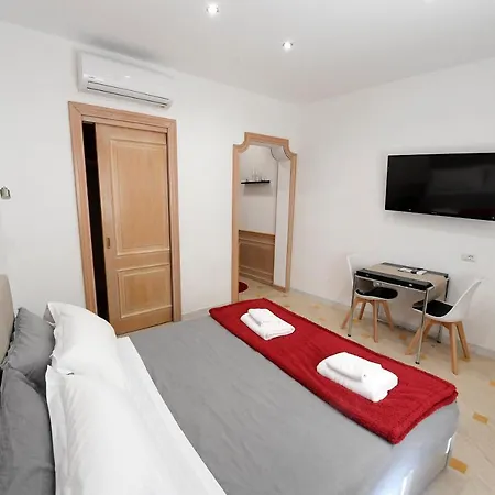 La Casa Degli Osti 2 - Piazza Navona * Rzym